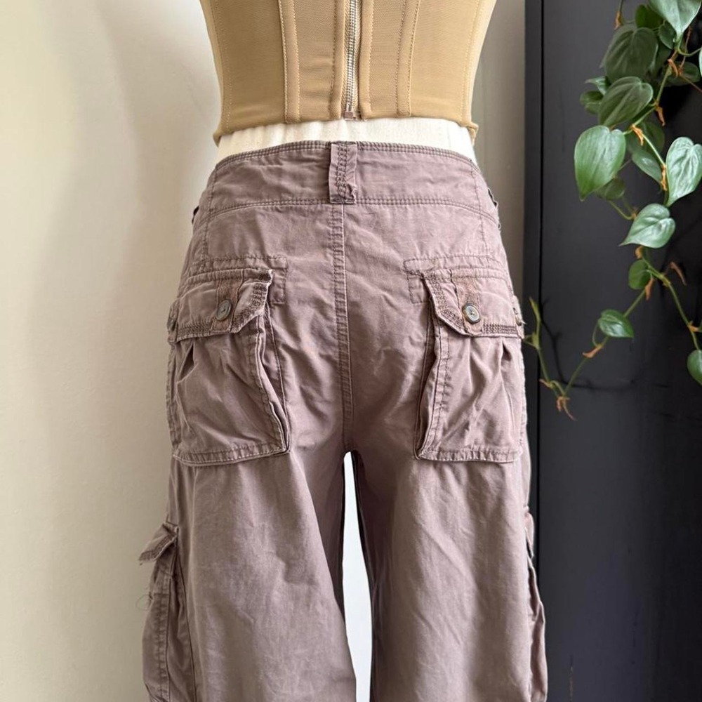 Old Navy Womens 8 Brown Low Rise Cargo Pants Y2K Utility Roll Up Mushroom Brown - Picture 7 of 8